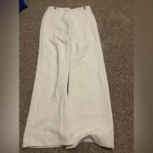 White loose leg dress pants size 4 from THE LIMITED